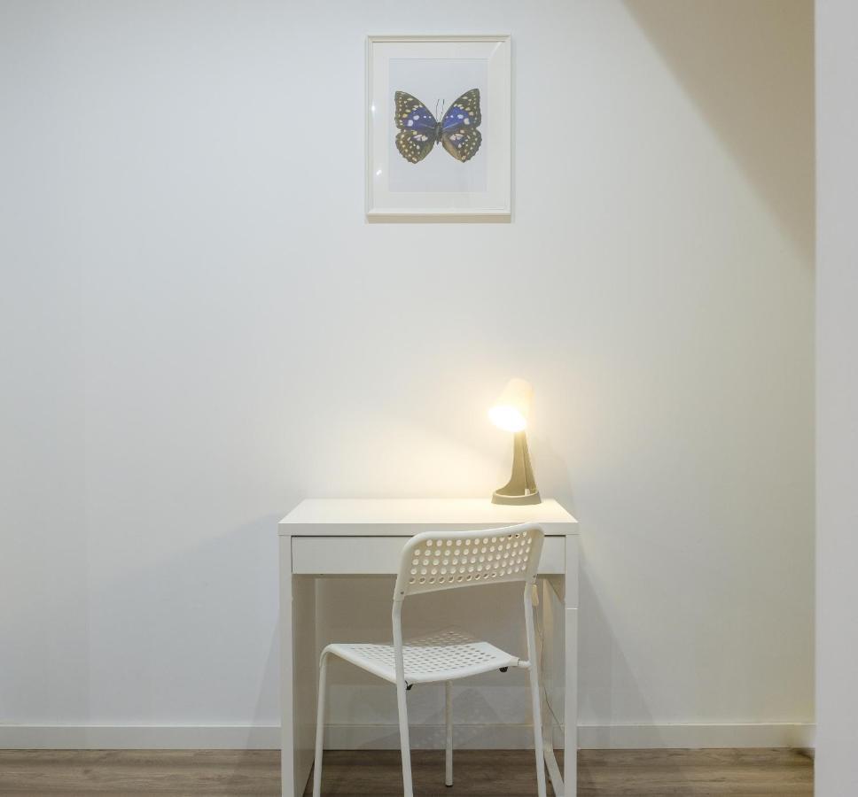 Bright, Brand New & Very Comfortable Apartment Valencia Bagian luar foto