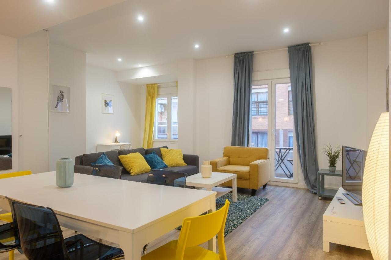 Bright, Brand New & Very Comfortable Apartment Valencia Bagian luar foto