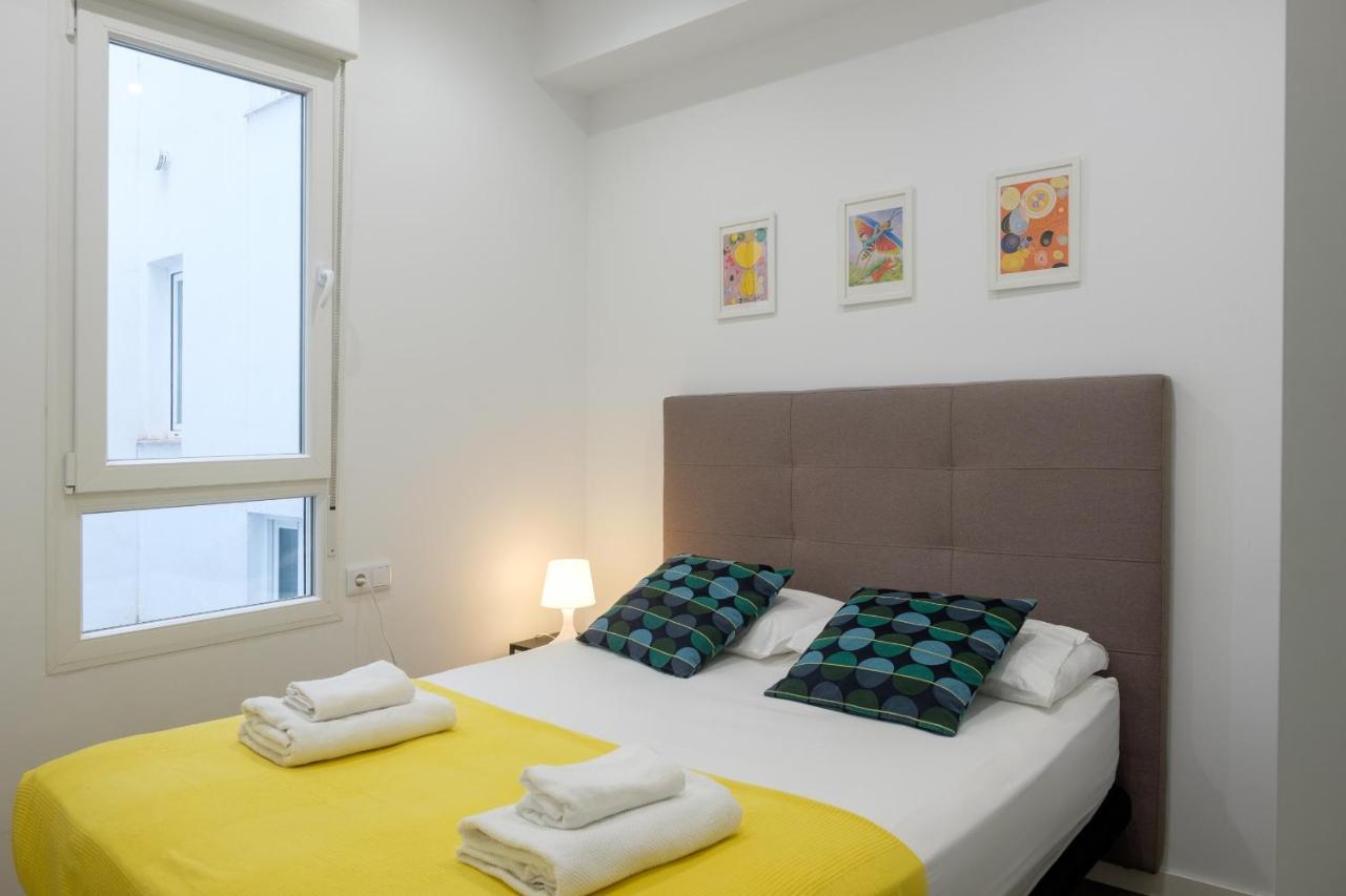 Bright, Brand New & Very Comfortable Apartment Valencia Bagian luar foto